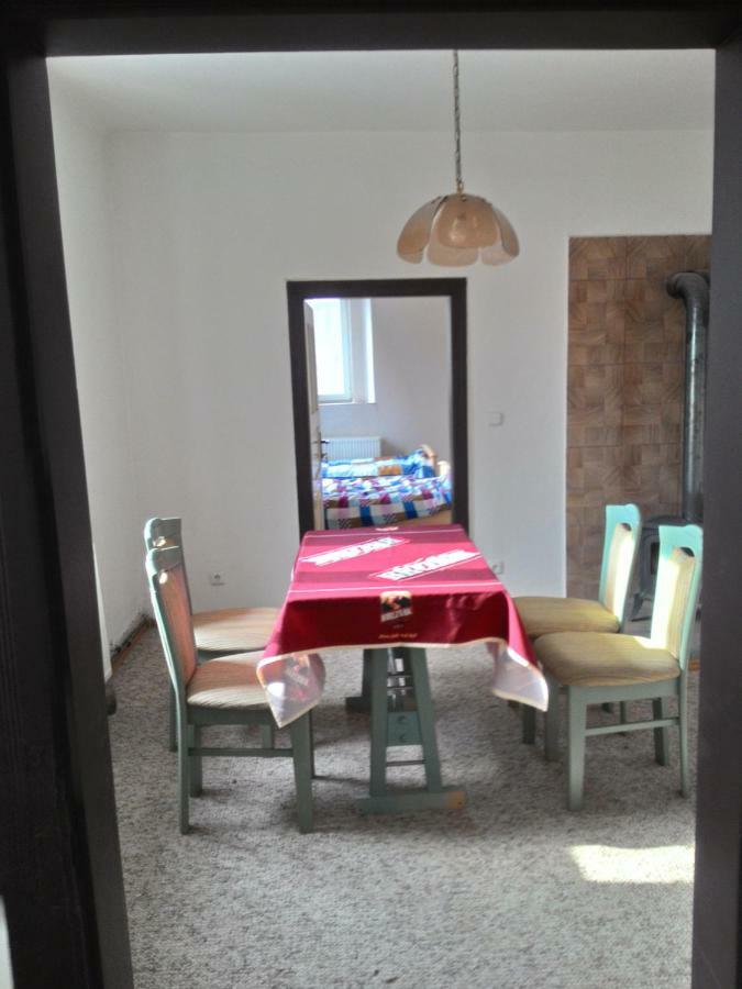 Kanada Inn U Klinovce Vejprty المظهر الخارجي الصورة